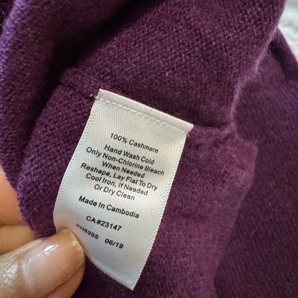 New - Talbots cashmere - Picture 2 of 5